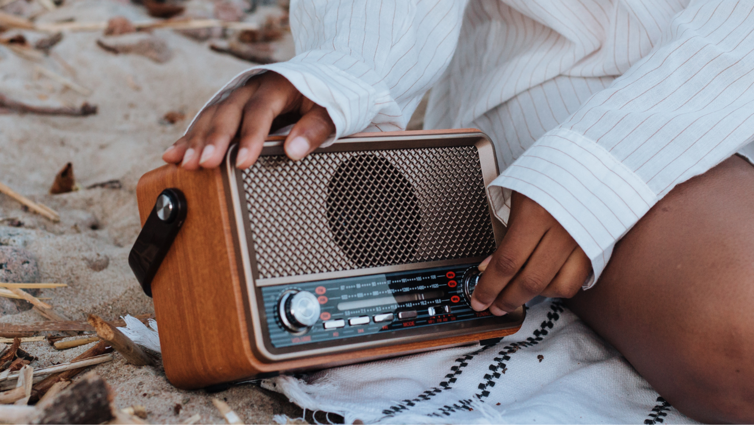 Radio – Radio